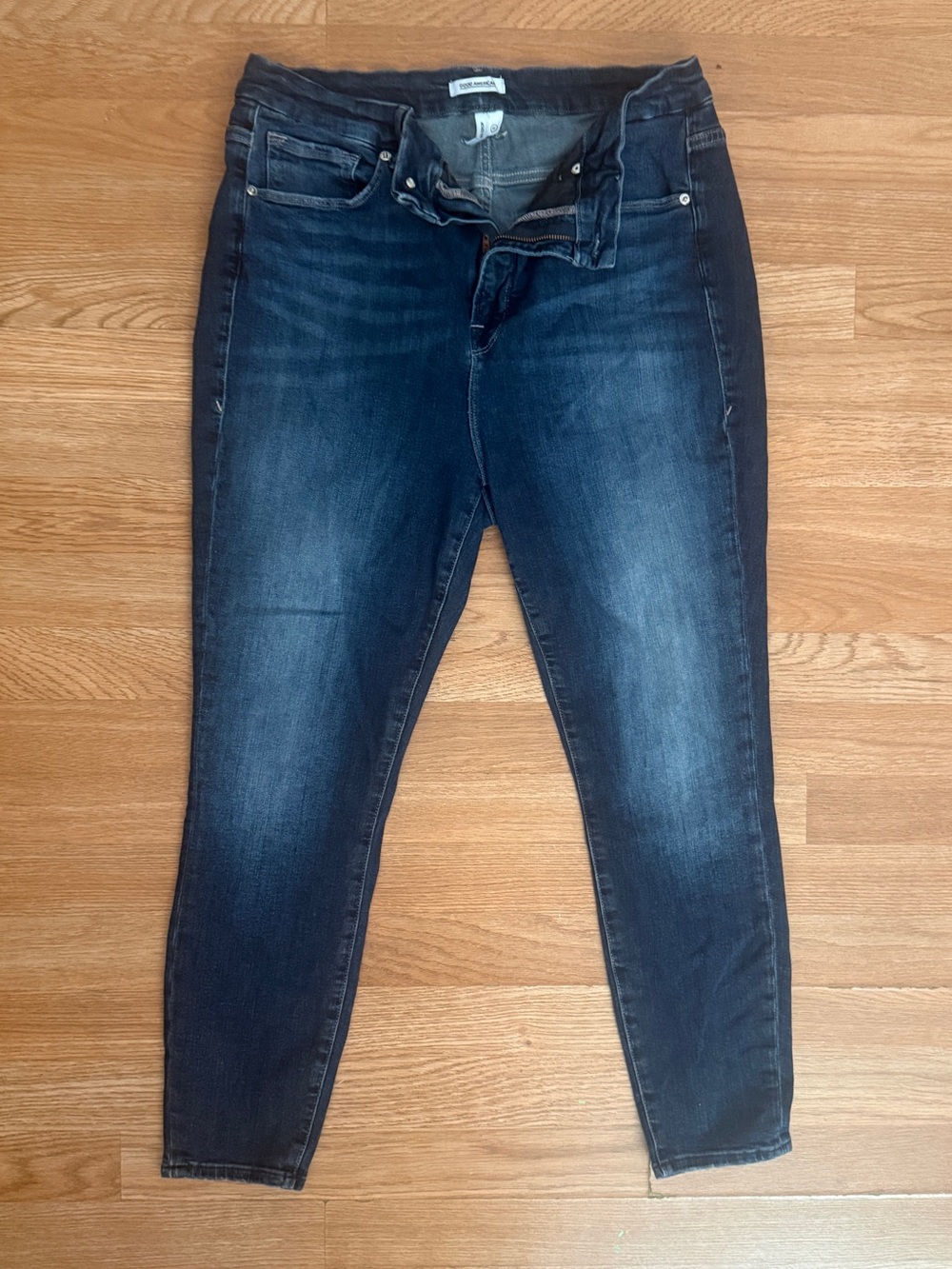 Good American Good Legs Crop Jeans